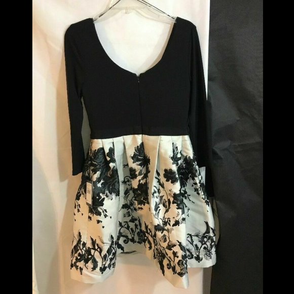 NWT Adrianna Papell Jersey & Jacquard Fit & Flare Dress‎ [SZ 6 ] - Picture 12 of 12